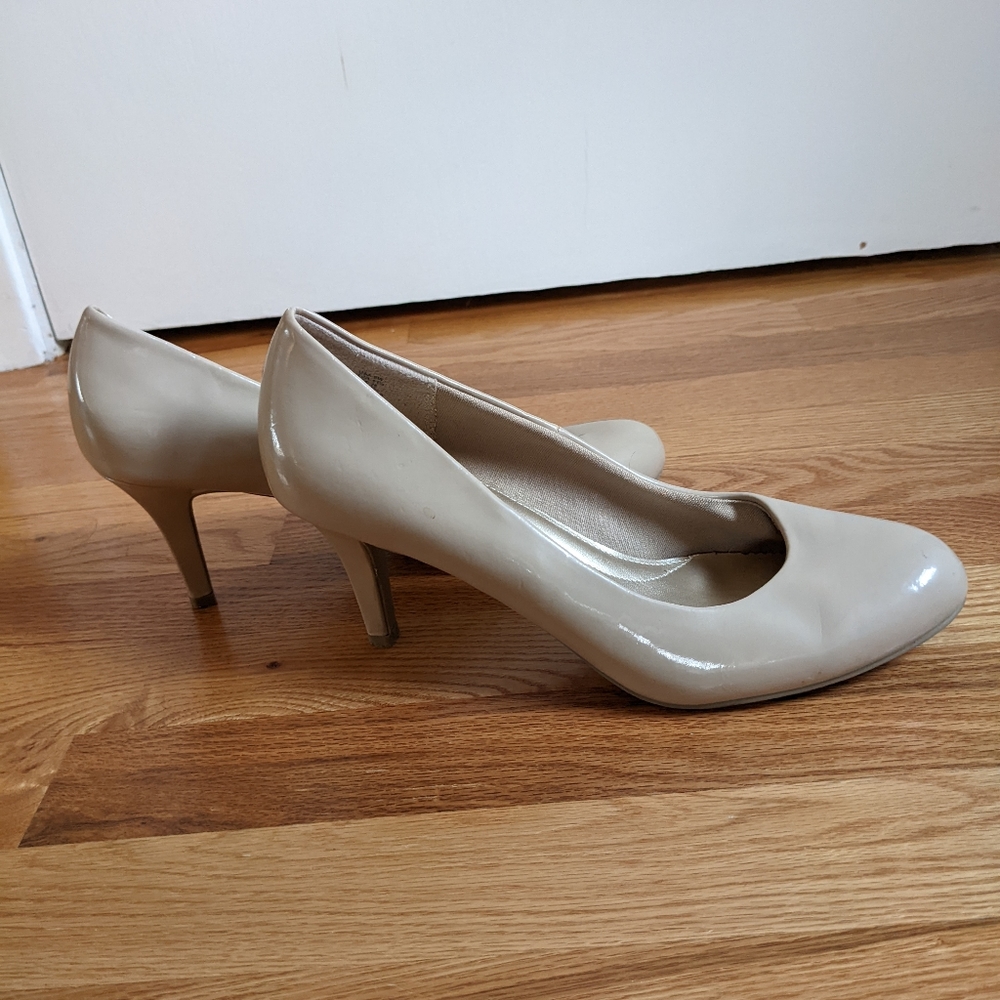 Patent cream heels